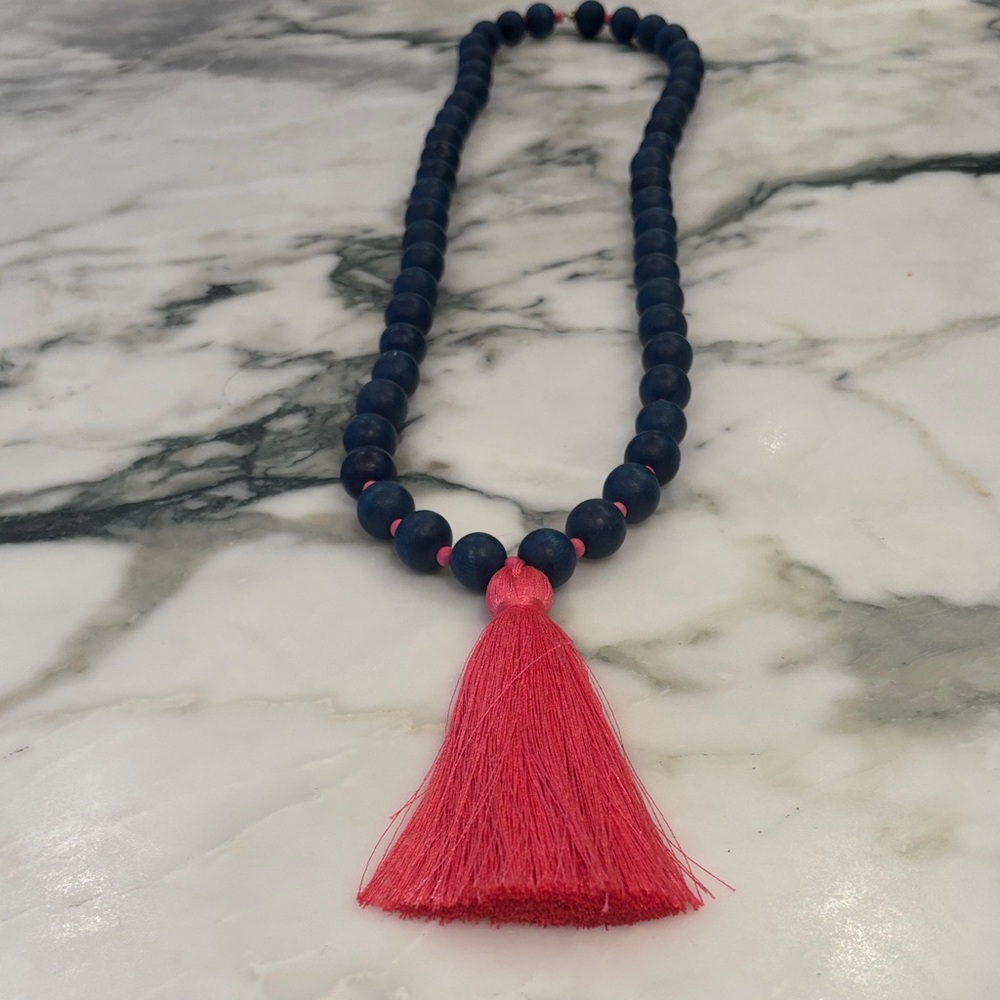 Elegant Blue and Pink Beaded Necklace